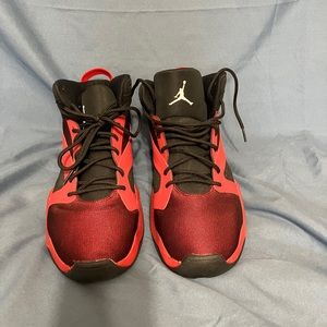 New Nike Mens Size 12 Jordan Lift Off Red and Black Shoes AR4430-002